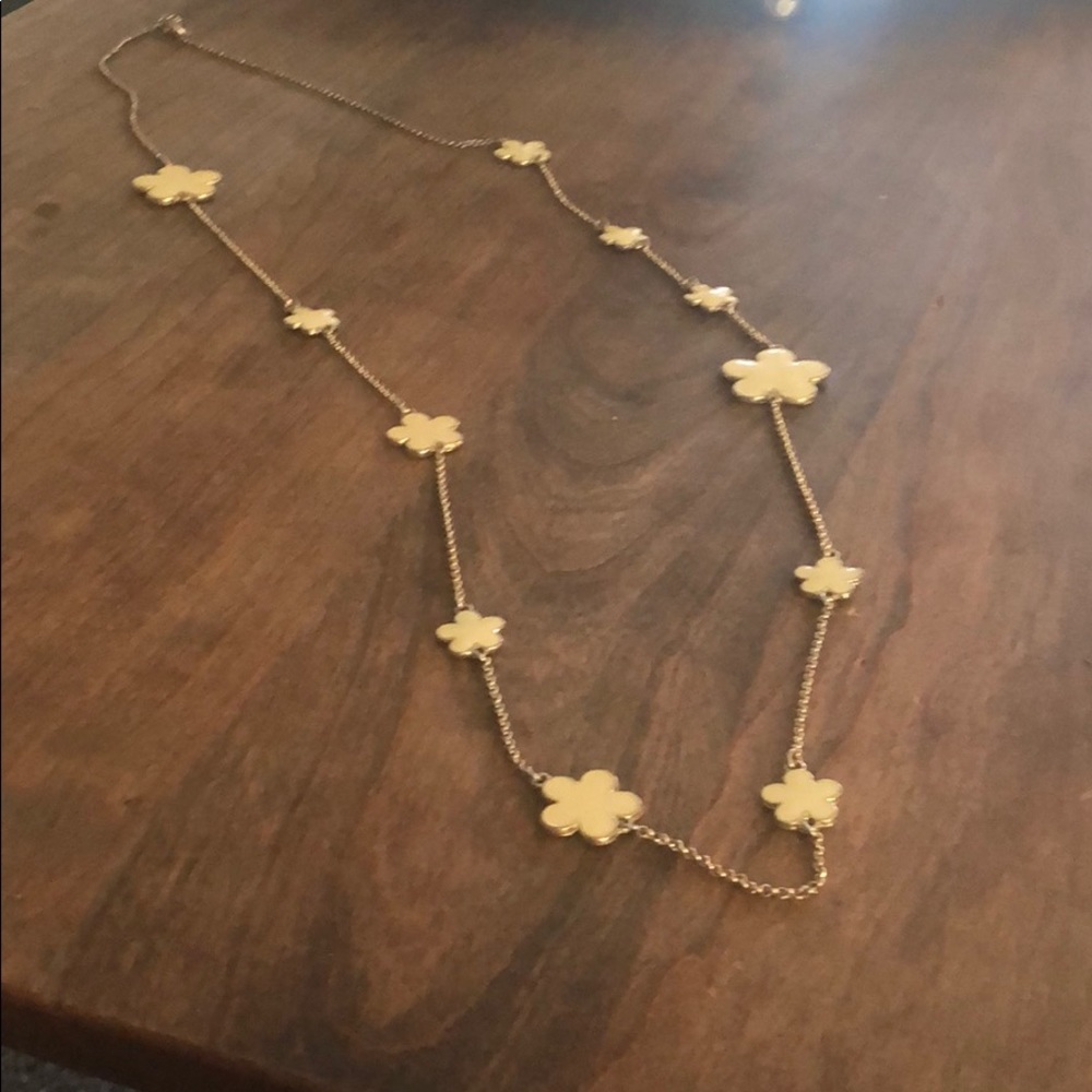 White and gold Necklace